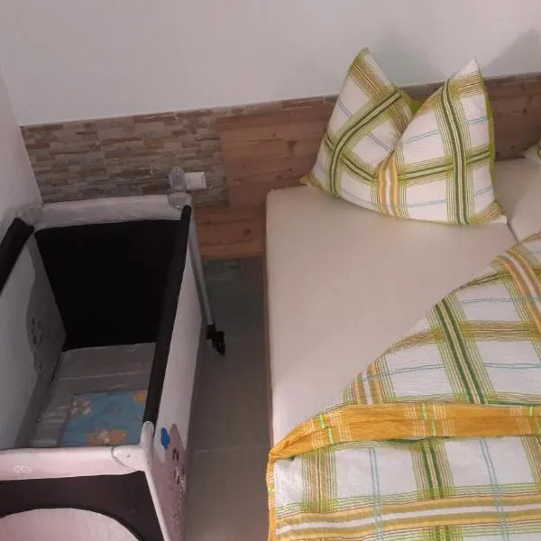 Klenig Hof，位于兰格尔斯道夫的酒店