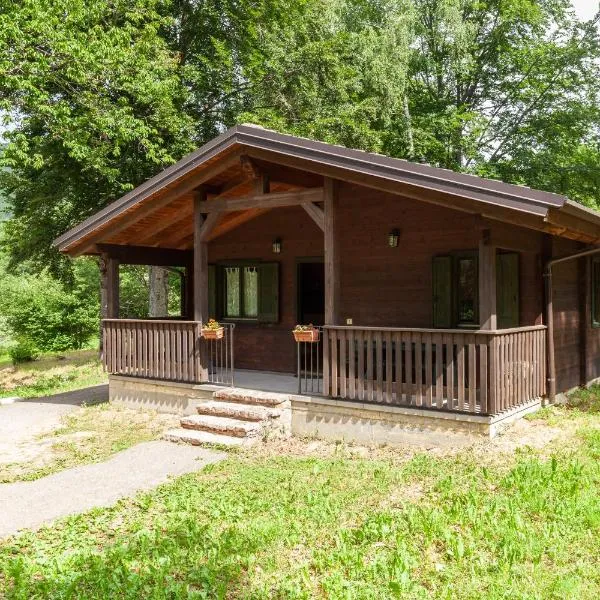 Villaggio Anemone - Chalet Castagno，位于Capanne di Sillano的酒店