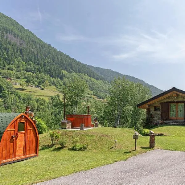 Chalet Cuore Selvatico，位于Monno的酒店