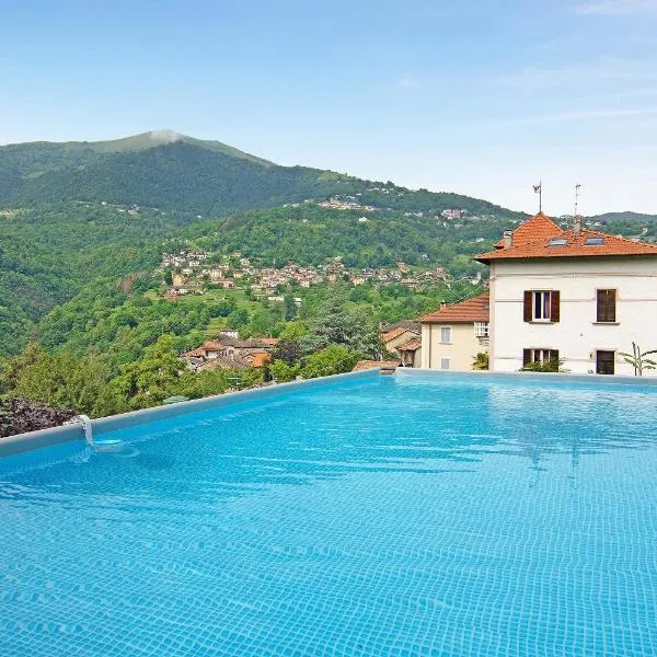 Villa Oleandra - Como Lake，位于Dizzasco的酒店