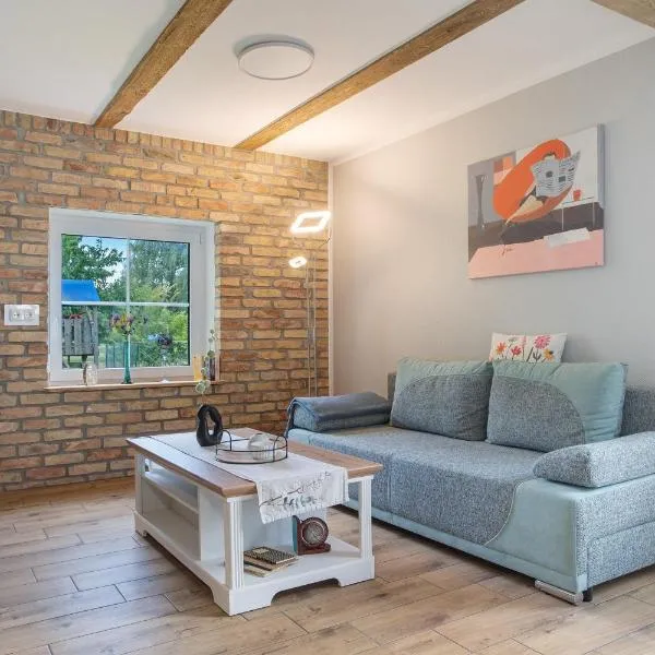 Ferienwohnung Uschi，位于Warrenzin的酒店