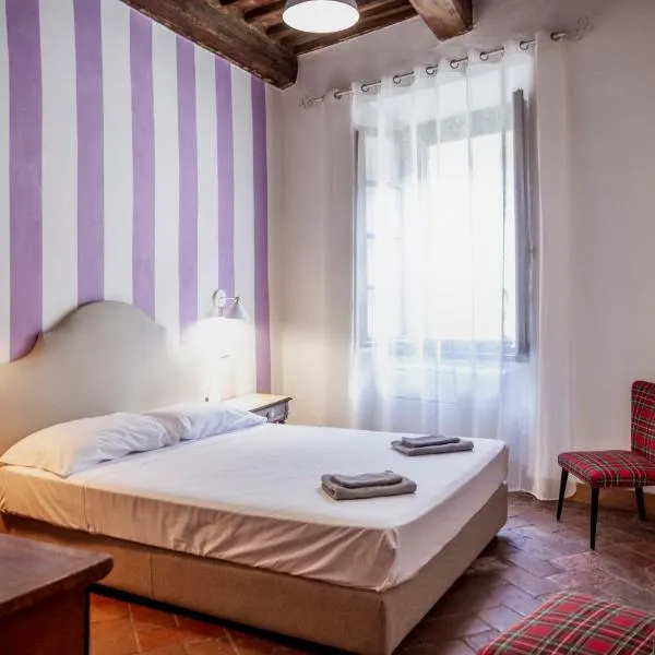 Residenza Palazzo Ghio，位于斯坎萨诺的酒店