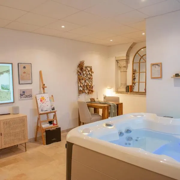 Couvent des Cordelières option spa，位于Vezins的酒店