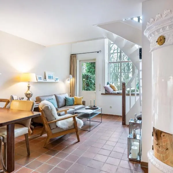 Ferienwohnung Kurparkhaus 19c Wyk，位于威克奥夫弗尔的酒店