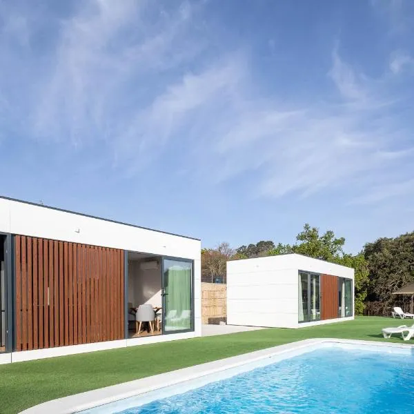 Bungalow 1 con piscina en la playa，位于卡拉米尼亚尔镇的酒店