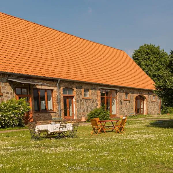 Ferienwohnungen Hof Luisenau，位于Temmen-Ringenwalde的酒店