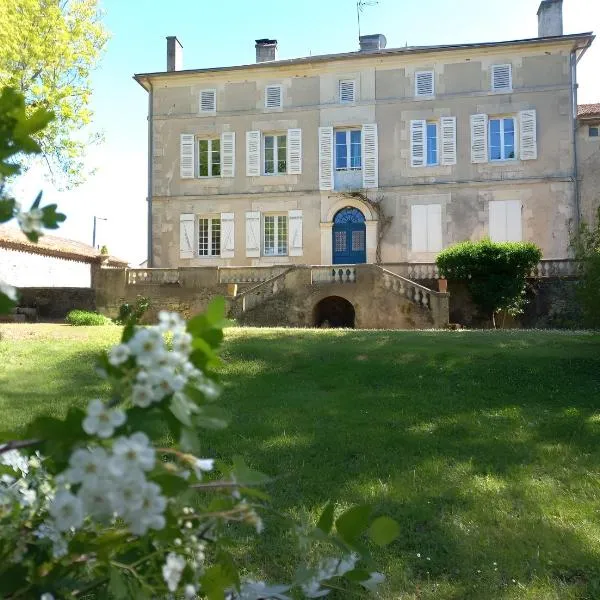 Manoir de La Peytelie，位于Savignac-les-Églises的酒店