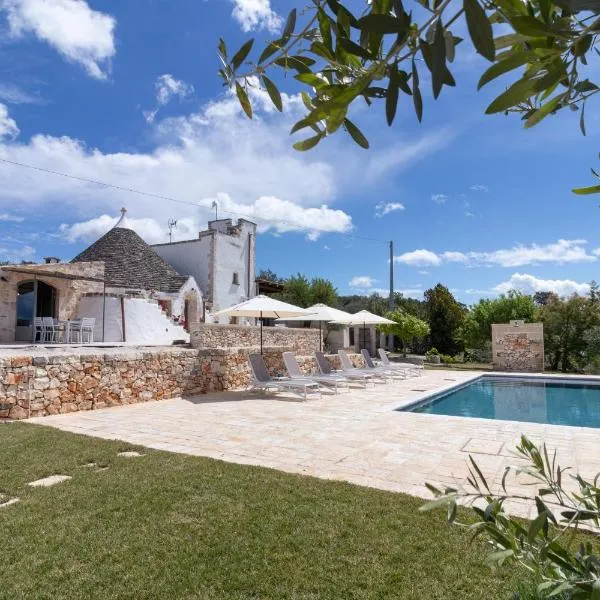 Trulli Tower，位于普蒂尼亚诺的酒店