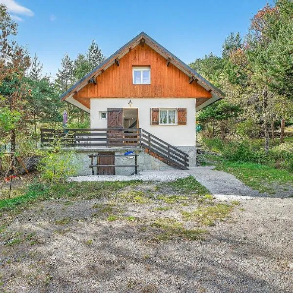 Chalet Ma Bonne Etoile，位于Les Prats的酒店