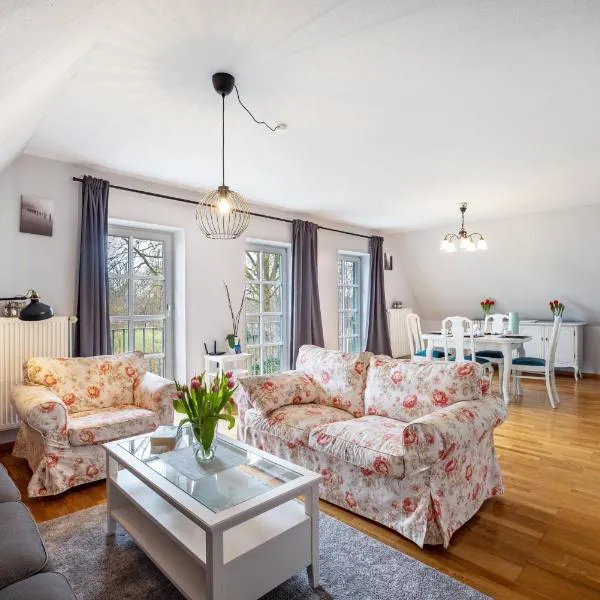Ferienwohnung Gestüt Kriseby,位于吕贝克的酒店