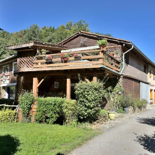 Les Chambres Du Ruisseau，位于Chein-Dessus的酒店