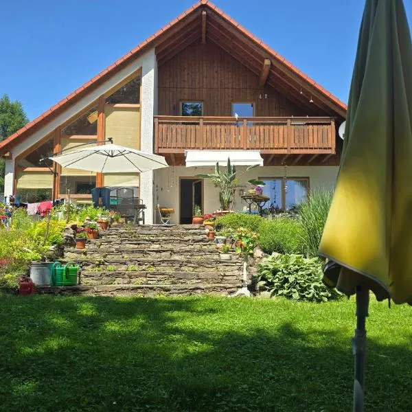 Haus im Grünen，位于Oederan的酒店