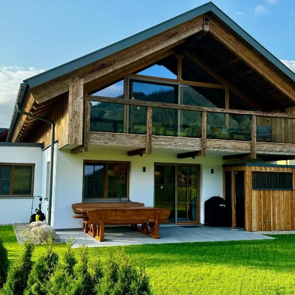 Chalet Almblick mit Sauna，位于陶普利茨的酒店