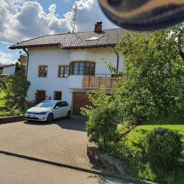 Haus Sonnenblume，位于Weilheim的酒店