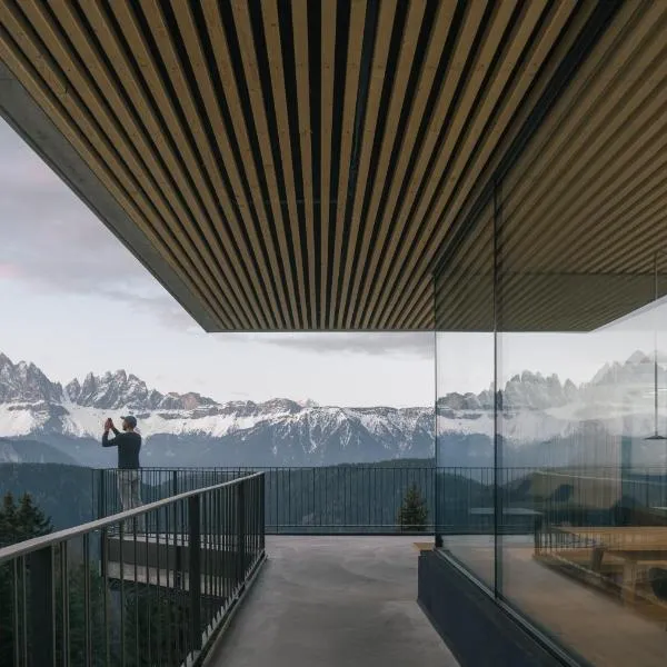 anders mountain suites 6，位于Brixen的酒店