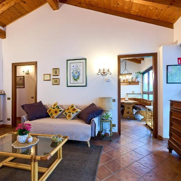 Casa Bruna - 100m dal Lago Maggiore，位于 Monvalle 的酒店