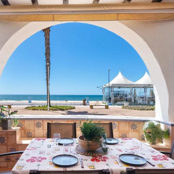 Matalascañas Primera Línea de Playa，位于马塔拉斯卡尼亚斯的酒店