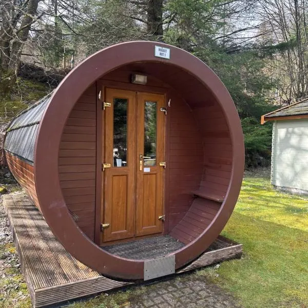 By The Way Campsite, Hobbit Hut 1，位于泰恩德拉姆的酒店