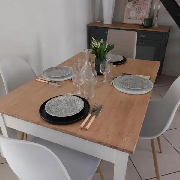 Gîte Cozy 4-5pers 25min PuyduFou Vélidéale Nature，位于Mauléon的酒店
