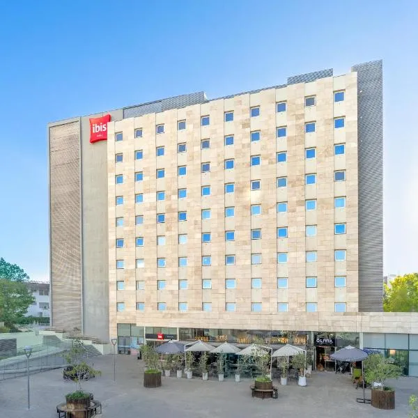 ibis Santiago Las Condes，位于圣地亚哥的酒店