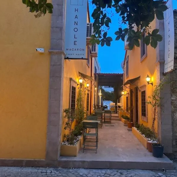 Hanole Macaron Guest House，位于艾瓦勒克的酒店