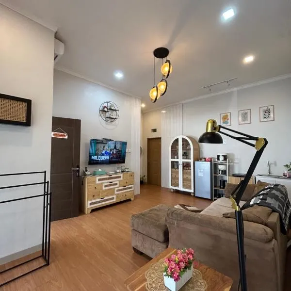 Clamitan House Padalarang，位于Padalarang的酒店