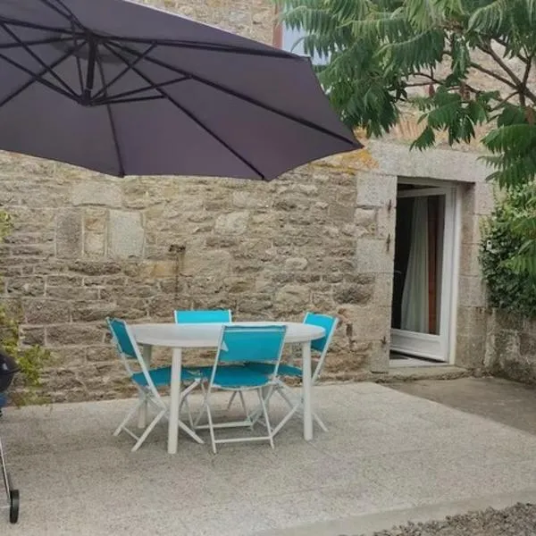 Duplex fonctionnel au coeur de la campagne，位于Saint-Glen的酒店