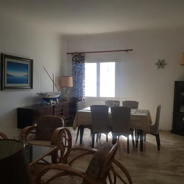 Nautilus andros house，位于安德罗斯的酒店