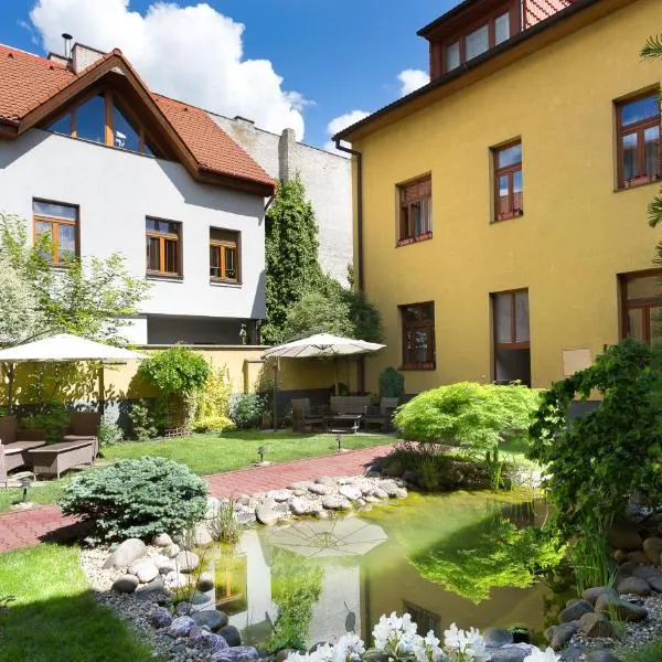Penzión Hradbová Old Town Residence & SPA，位于科希策的酒店