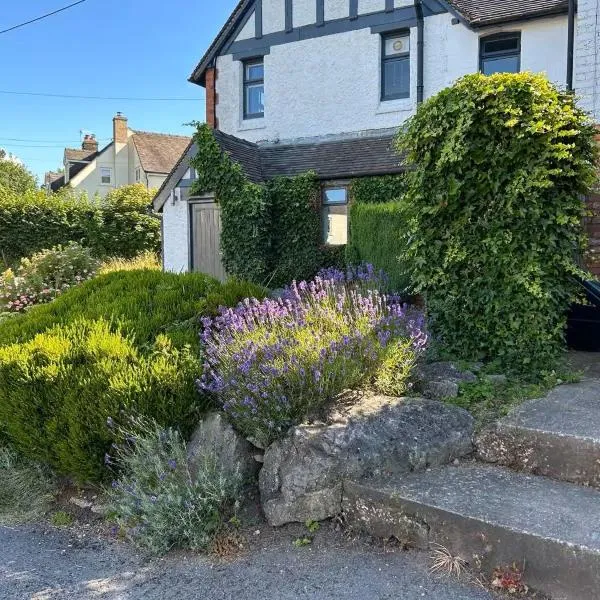Rose and Crown House B&B，位于Mayfield的酒店