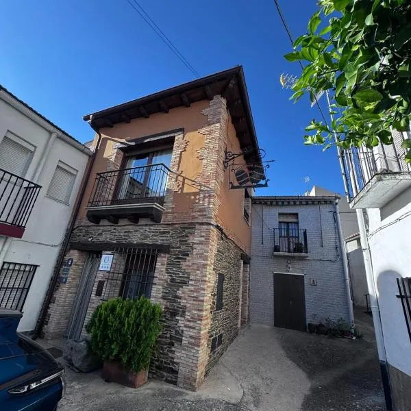 托内勒斯酒店，位于Puerto de Santa Cruz的酒店