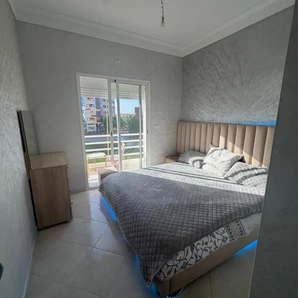 LUXE & calm Apartment in Riad toulal，位于梅克内斯的酒店