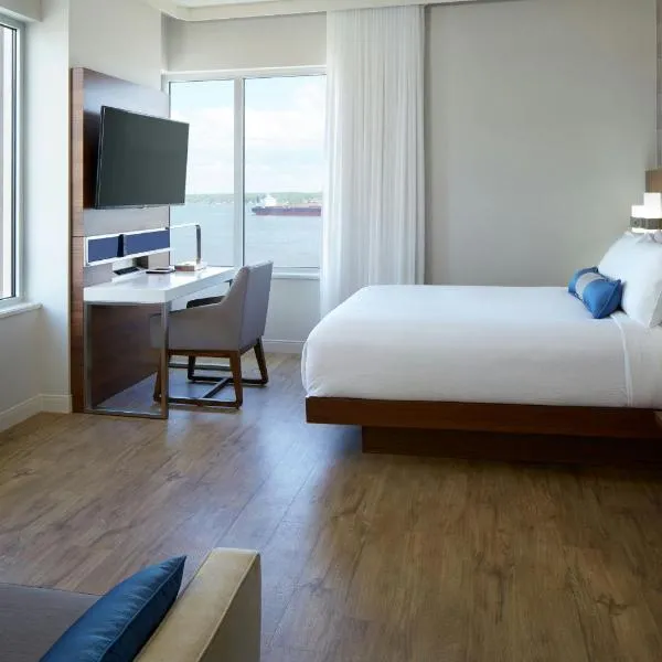 三河城会议中心德尔塔酒店，位于三河城的酒店