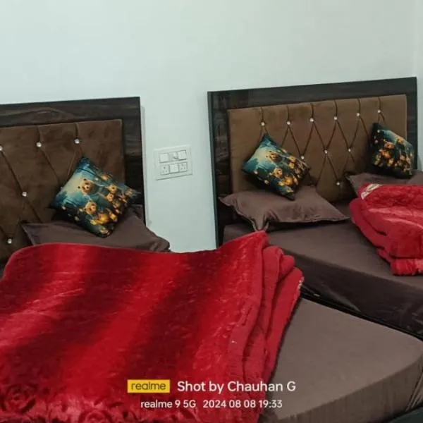 Hotel Mahadev，位于Sonprayag的酒店