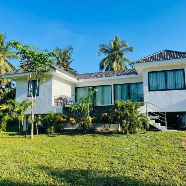 Nirvana Phangan Villas - Luxury & Serenity，位于Wok Tum的酒店