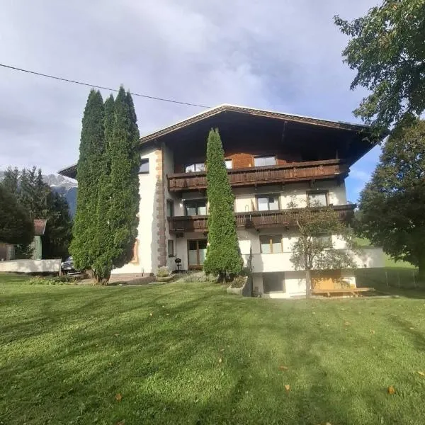 Apartment Tirol #Spielanger Hof#，位于Weer的酒店