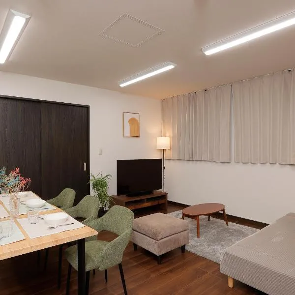 会津鶴ヶ城STAY by 会津七日町INN，位于会津若松的酒店