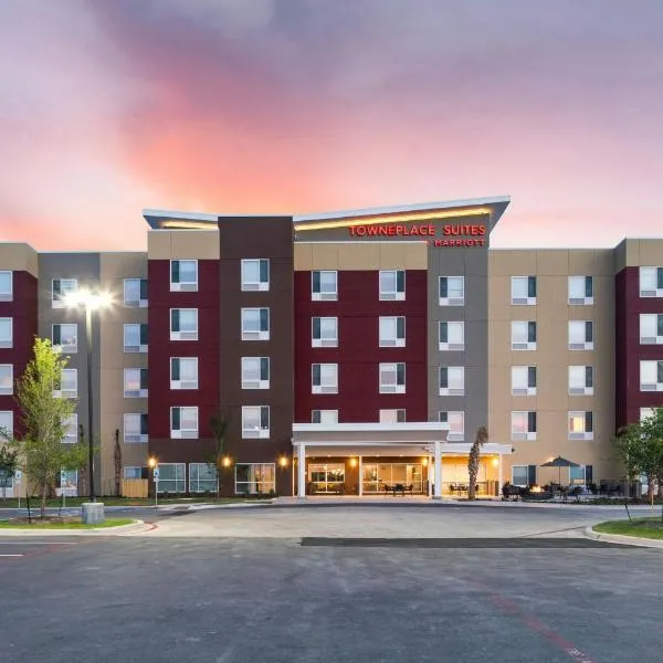 TownePlace Suites by Marriott San Antonio Universal City, Live Oak，位于Selma的酒店
