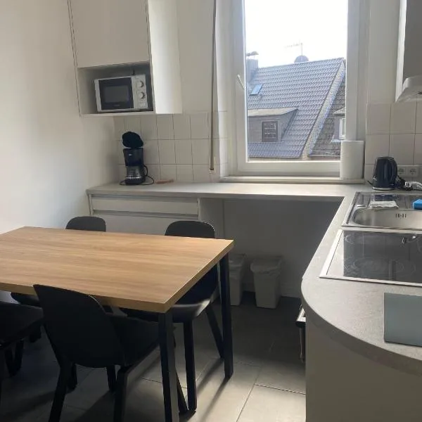 Stefans Apartments B - 20 min bis DD Messe und Flughafen inkl Parkplatz,位于维利希的酒店