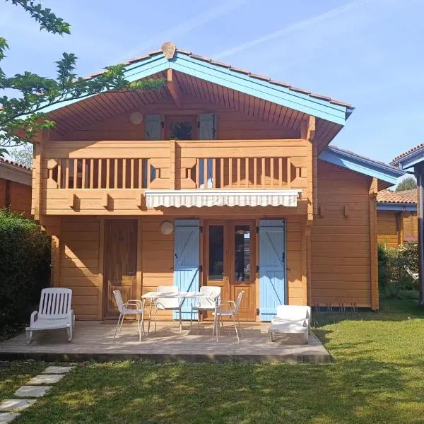 Chalet à l'océan，位于Bias的酒店