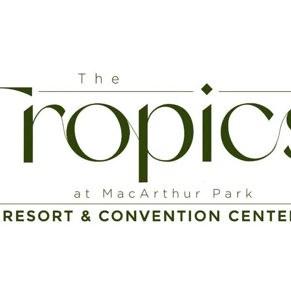 The Tropics at MacArthur Park Resort and Convention Center，位于独鲁万的酒店