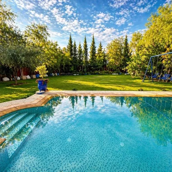 Villa Eden Atlas Ourika,位于Sbiti的酒店