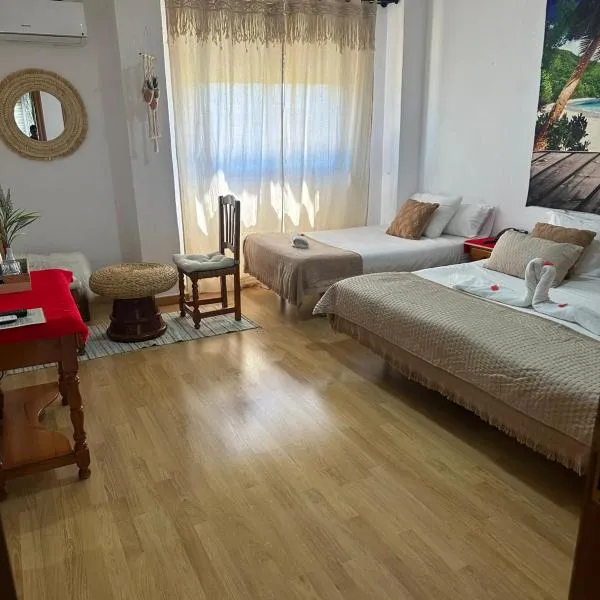 Hotel Argos，位于卡拉斯帕拉的酒店