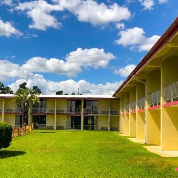 Sunset Inn Manning I 95，位于曼宁的酒店