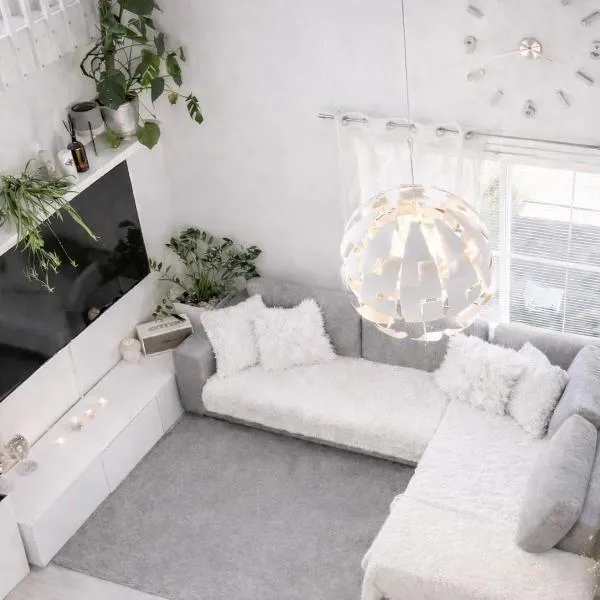 Hopea Villa, Vuokatin ytimessä sisältyy Sauna, ilmainen pysäköinti, Wi-Fi, 55smartTV, omapiha, sopii perheille，位于沃卡蒂的酒店