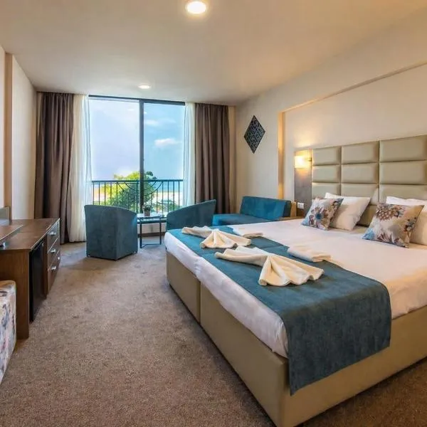 Hotel Magnific，位于克兰内沃的酒店