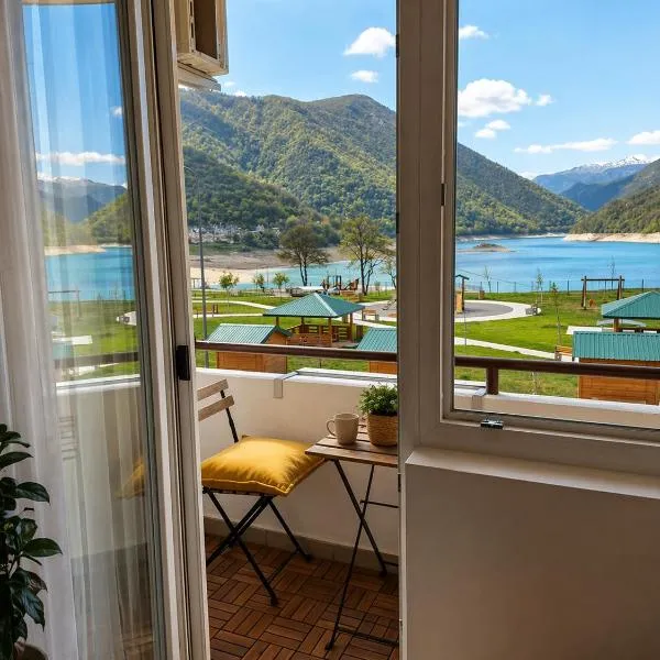 Apartment Lake story，位于普卢日内的酒店