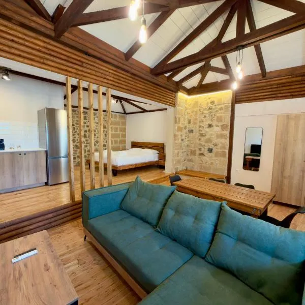Eleon apartments，位于卡拉马塔的酒店
