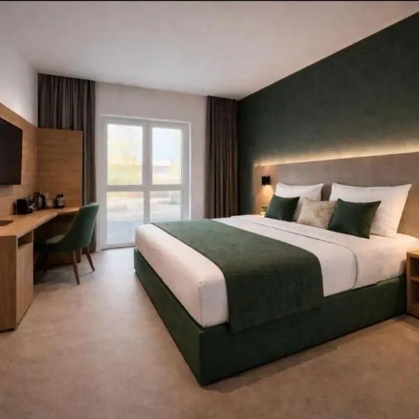 Hotel Ks,位于巴特法灵博斯特尔的酒店