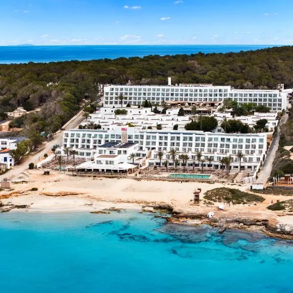 Hotel Riu Palace La Mola，位于米乔尔海滩的酒店